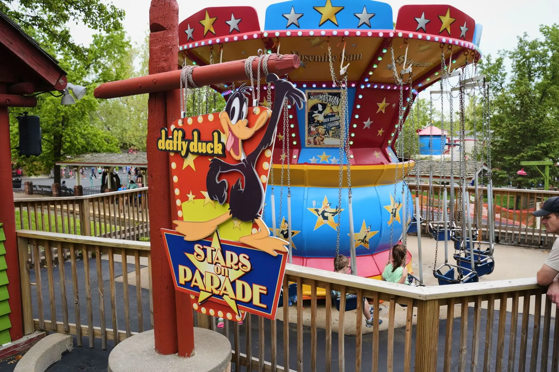 Daffy Duck Stars on Parade