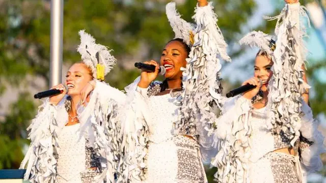 Let’s Go to the Movies background image